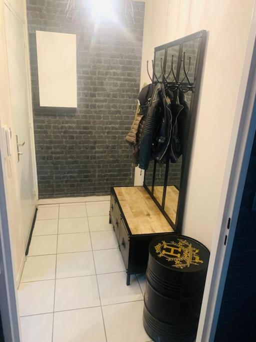 Charmant Appartement 2 Pieces ムンドルスハイム エクステリア 写真